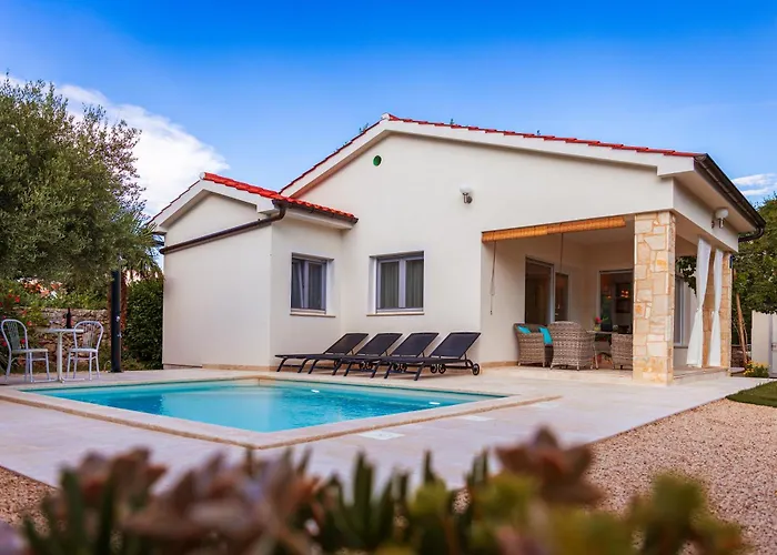 Villa Nevera